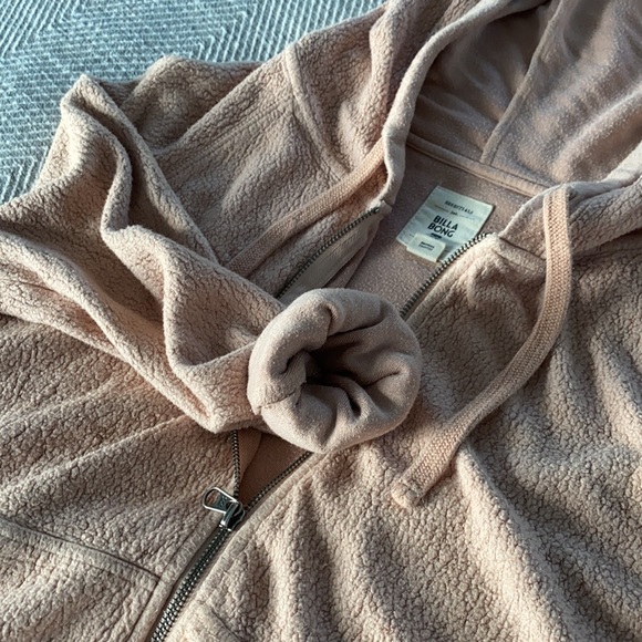 Cozy Billabong zip up hoodie - Picture 2 of 6